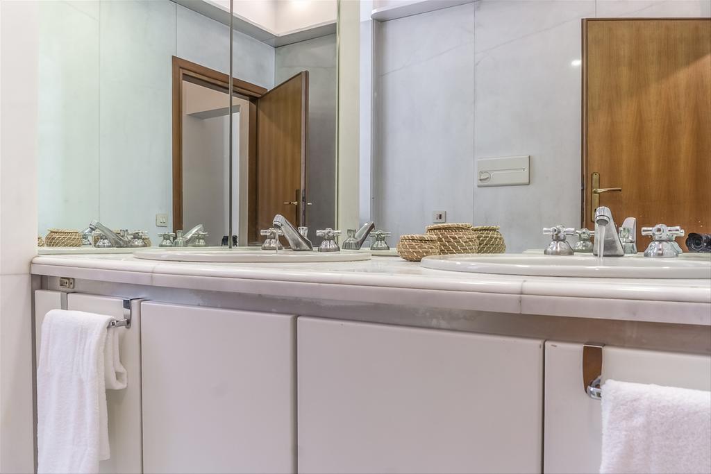 Palazzo Borghese Lovely Flat Ρώμη Εξωτερικό φωτογραφία